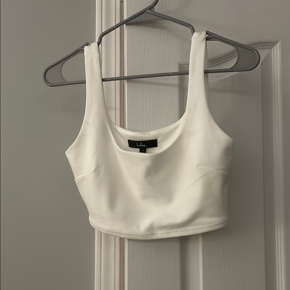 Lulu's White Sleeveless Fitted Crop Tank